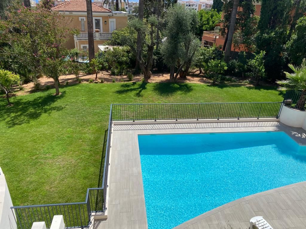 Beautiful Three-Room Apartment with Sea View and Pool in Lower Fabron, Nice