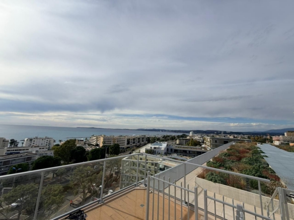 Очаровательная однокомнатная квартира в новой резиденции SeaSide View с бассейном на крыше, в нескольких шагах от пляжа